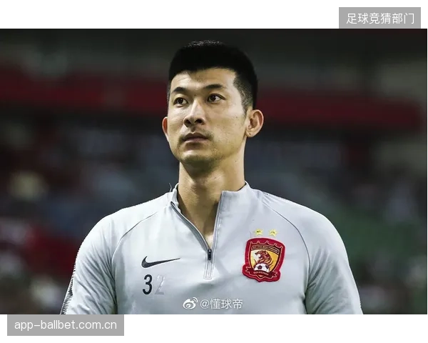 刘殿座兼具高扑救率与低失球率，其综合表现堪称联赛门将位置的典范。
